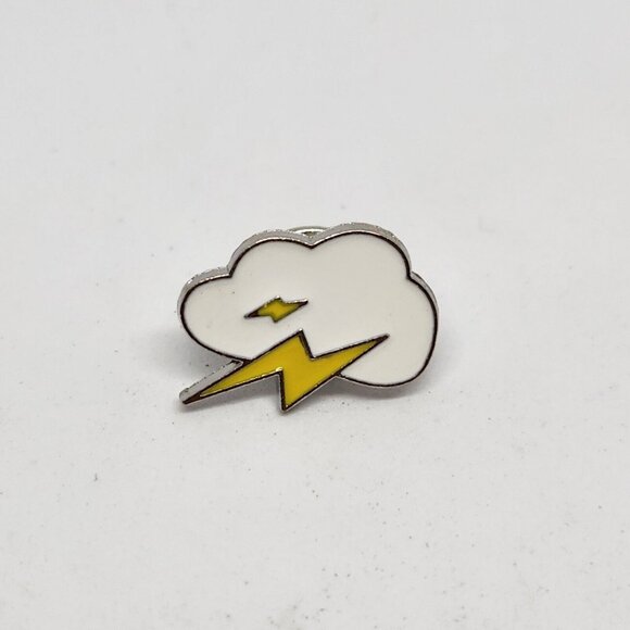 Cloud Lightning Storm Metal Enamel Pin Silver Tone Back Lapel Backpack Hat - Picture 1 of 2